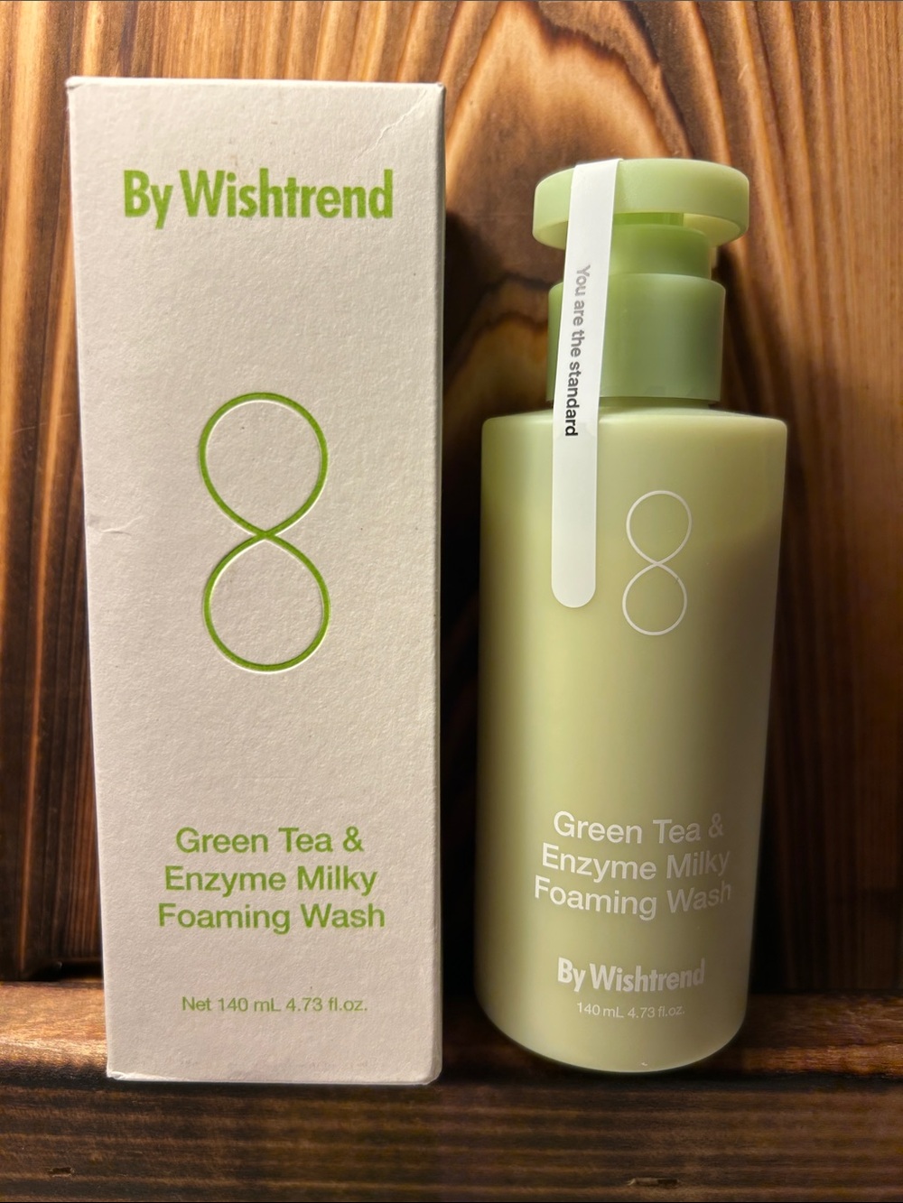 Green Tea & Enzyme Milky Foaming Wash - Light Green